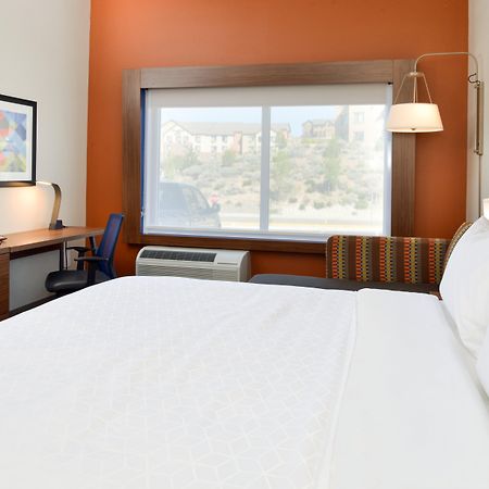 Holiday Inn Express & Suites - Elko By Ihg Екстериор снимка
