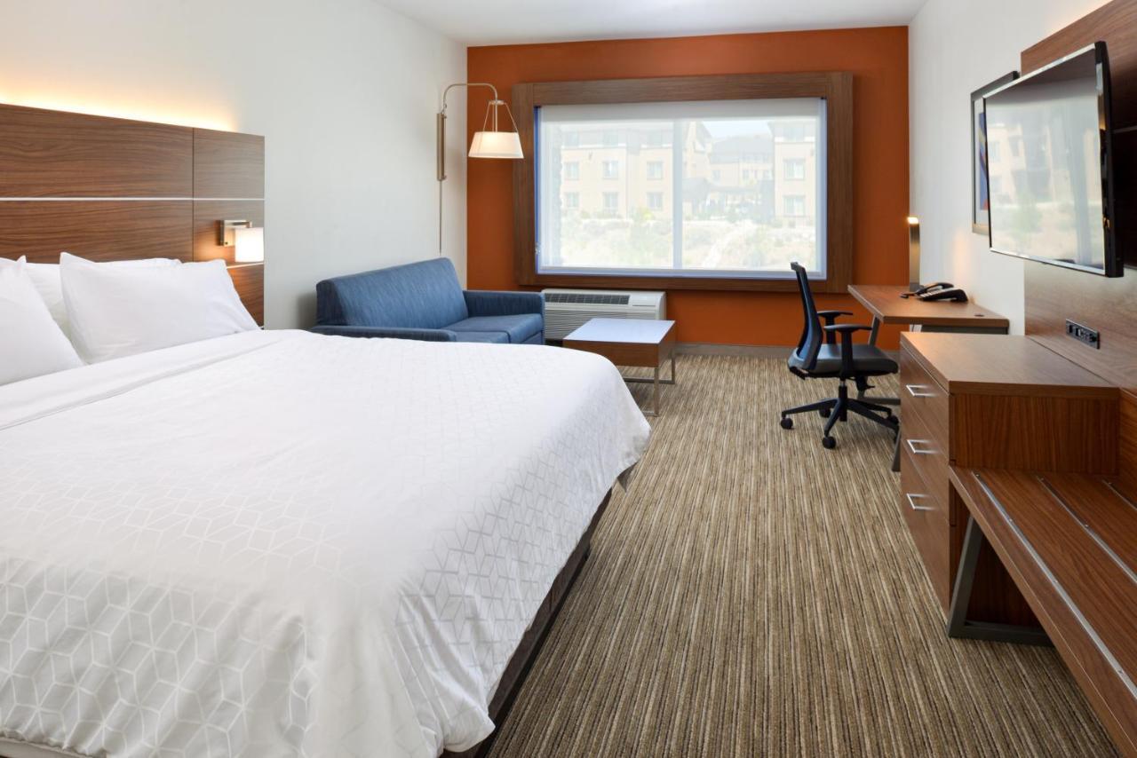 Holiday Inn Express & Suites - Elko By Ihg Екстериор снимка